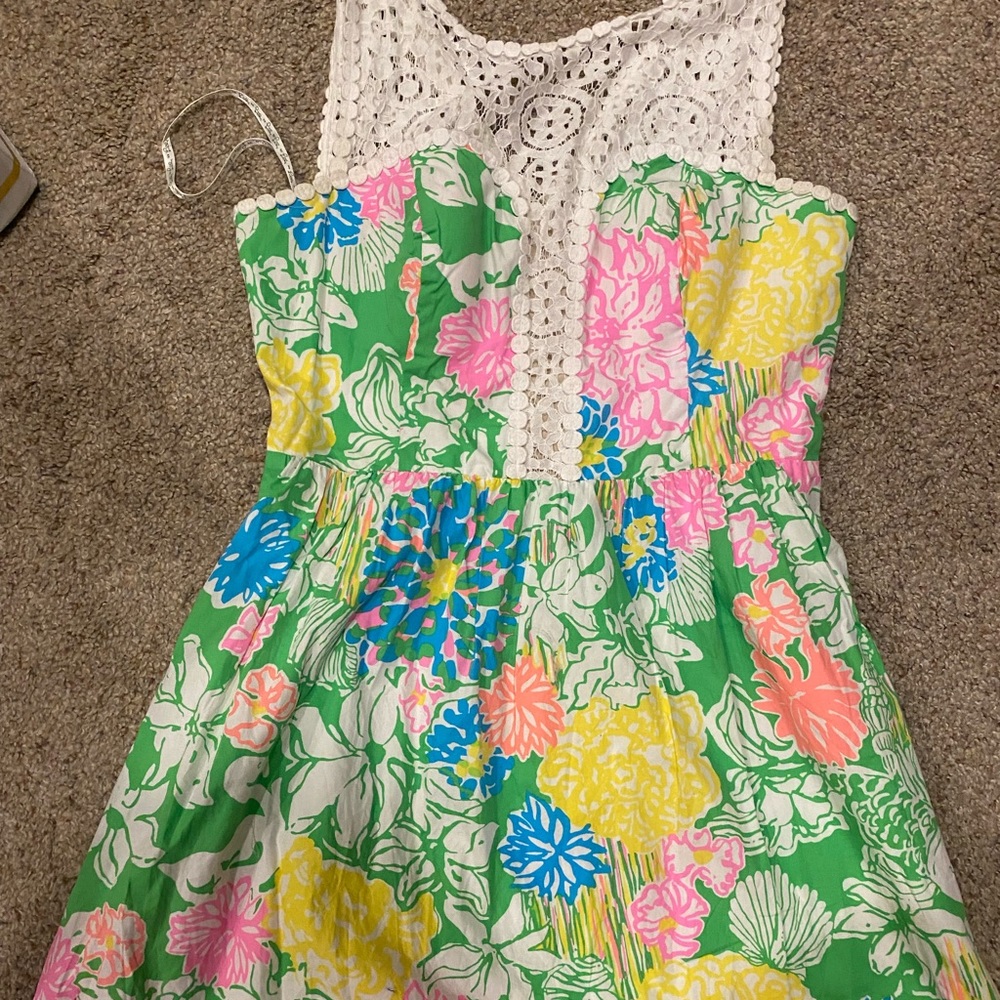Lilly Pulitzer dress with pockets